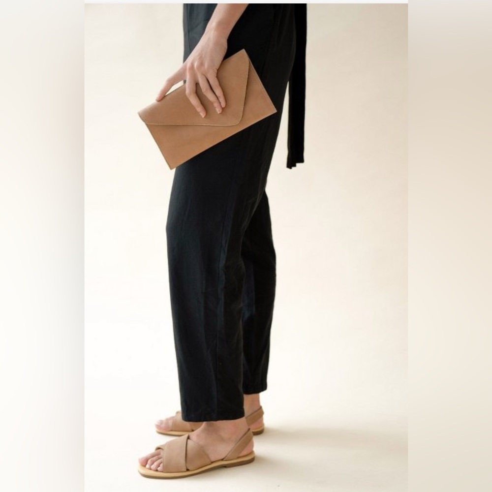 Nisolo Luisa Leather Clutch Almond Tan - Picture 8 of 15